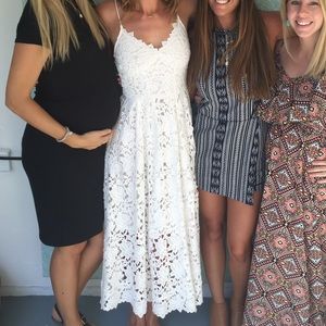 size 4 HM lace dress